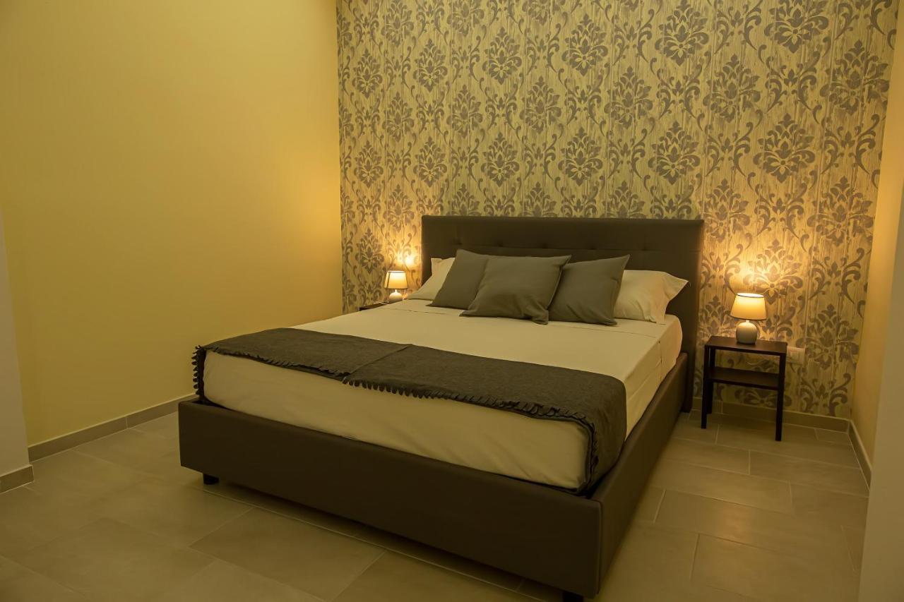 Olina Apartments N.6 Napels Buitenkant foto