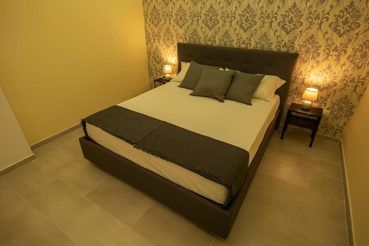 Olina Apartments N.6 Napels Buitenkant foto