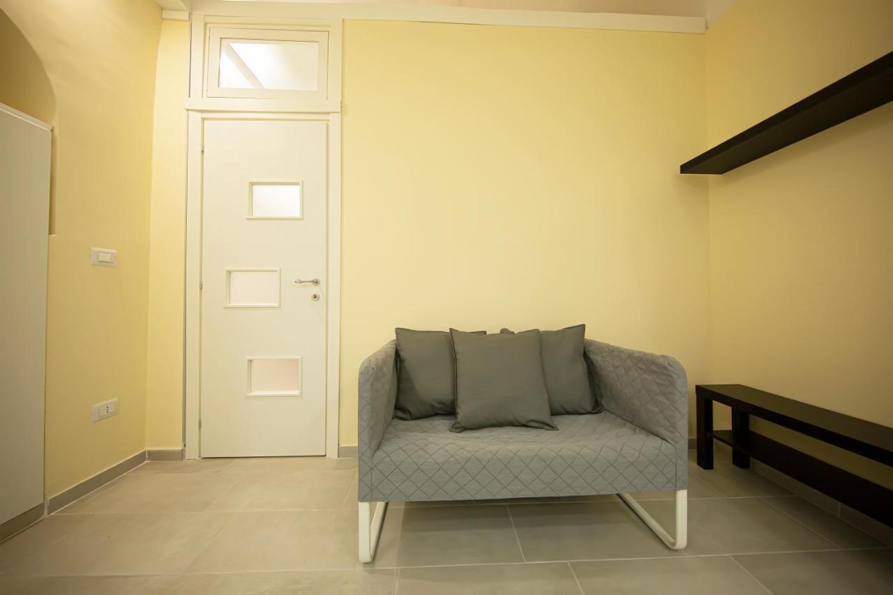 Olina Apartments N.6 Napels Buitenkant foto